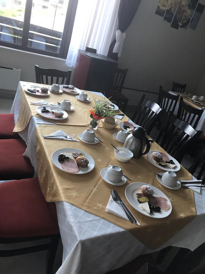 Nice Hotel Pamporovo Ngoại thất bức ảnh